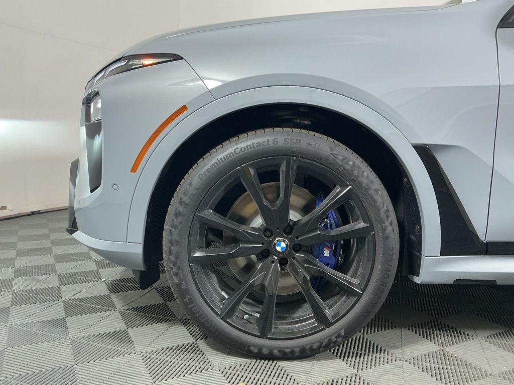 new 2026 BMW X7 car, priced at $98,310