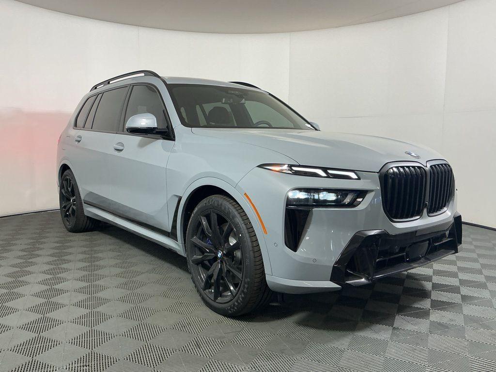 new 2026 BMW X7 car, priced at $98,310
