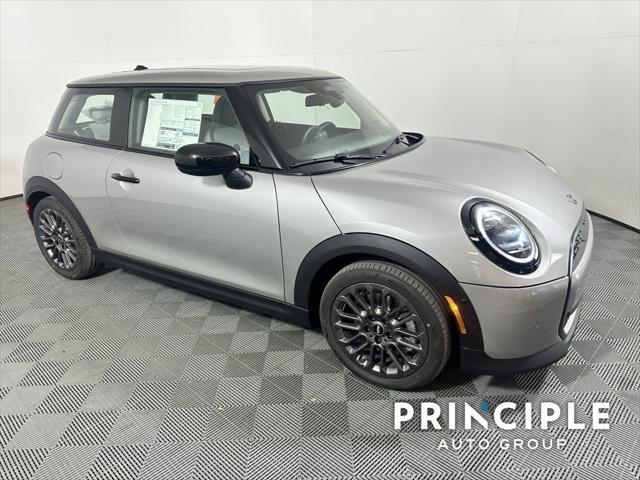 new 2025 MINI Hardtop car, priced at $32,430