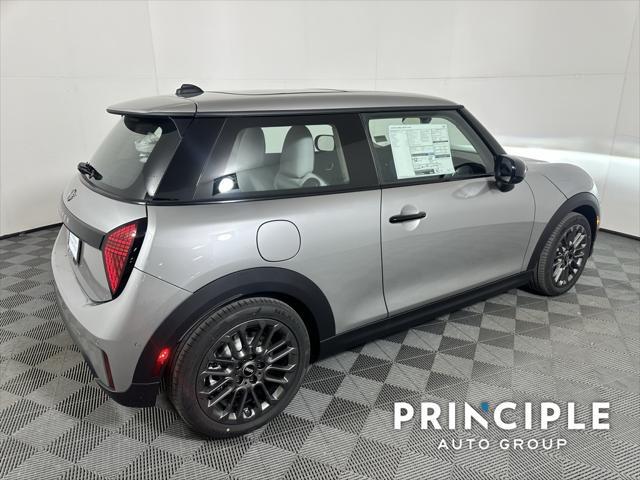 new 2025 MINI Hardtop car, priced at $32,430