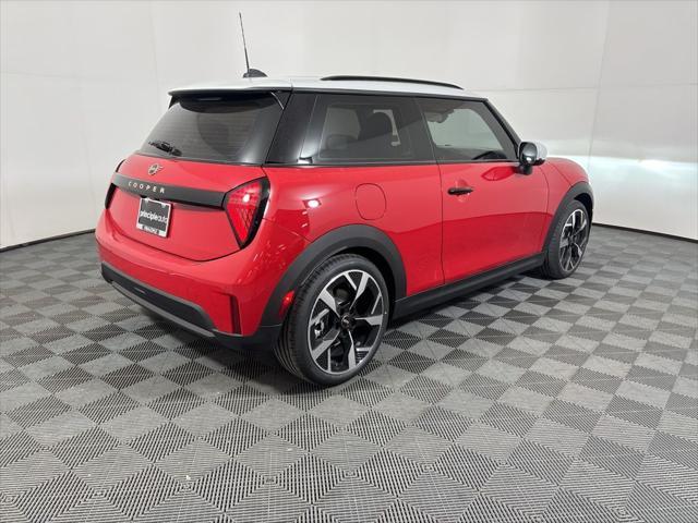 new 2025 MINI Hardtop car, priced at $33,375