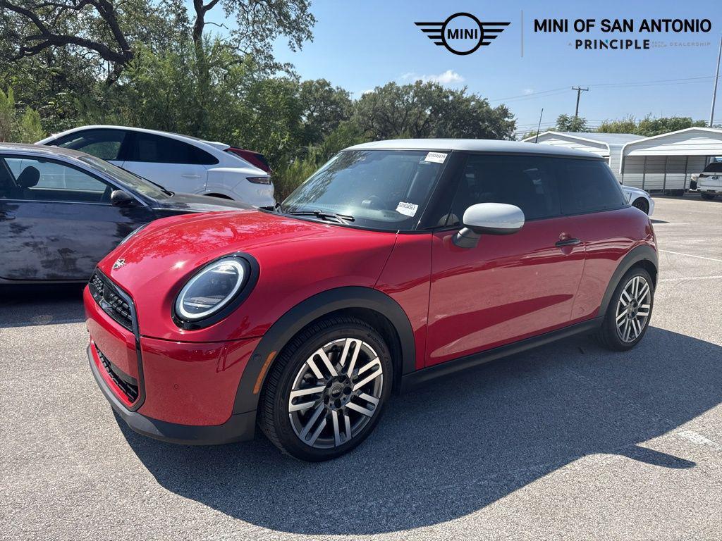 used 2025 MINI Hardtop car