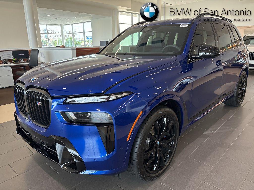 new 2026 BMW X7 car, priced at $124,770