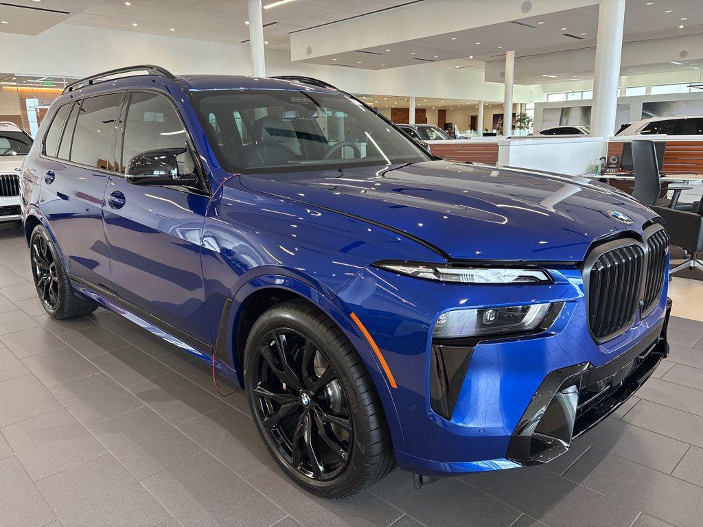 new 2026 BMW X7 car, priced at $124,770