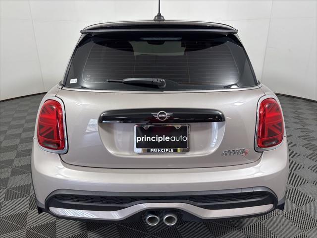 used 2024 MINI Hardtop car, priced at $30,562