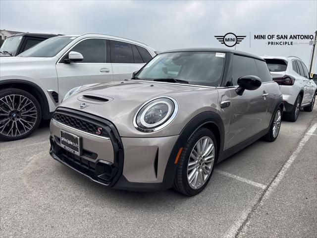 used 2024 MINI Hardtop car, priced at $30,962