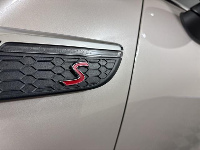 used 2024 MINI Hardtop car, priced at $30,562