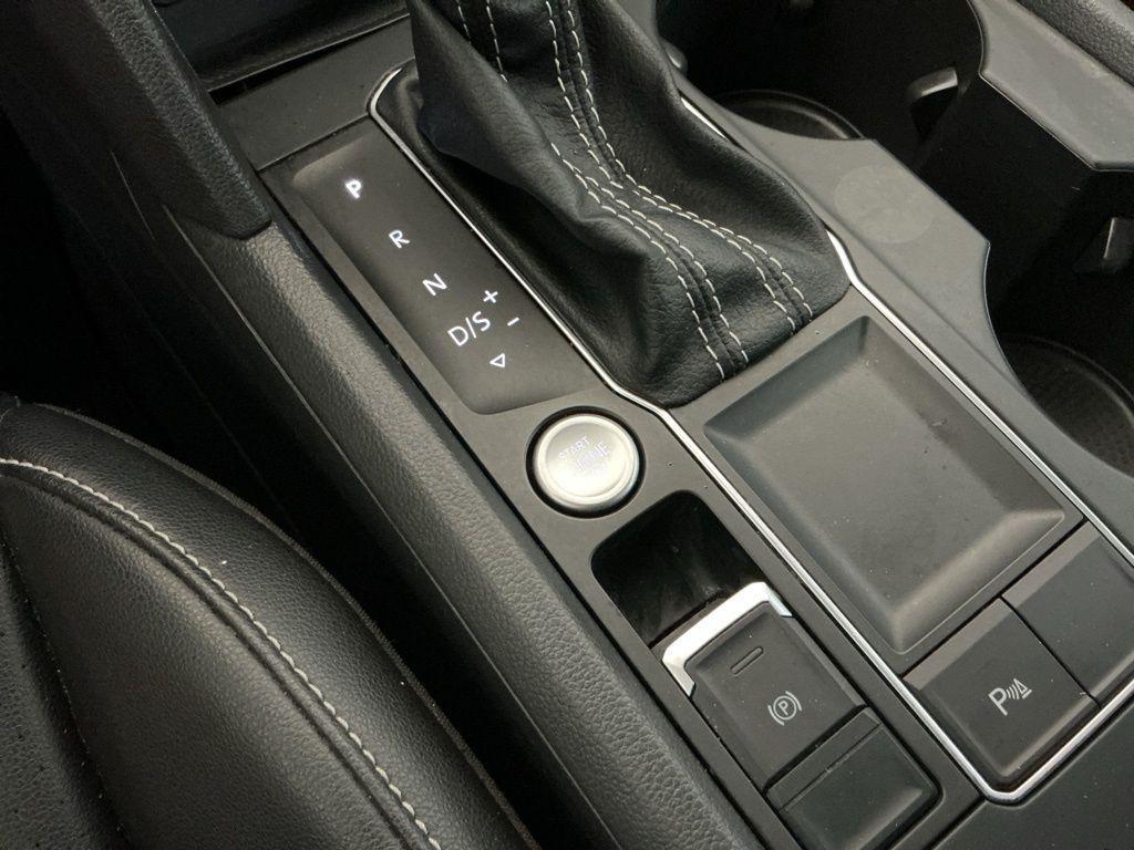 used 2021 Volkswagen Atlas car, priced at $18,262