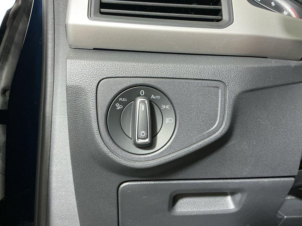 used 2021 Volkswagen Atlas car, priced at $18,262