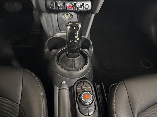 used 2021 MINI Hardtop car, priced at $17,562