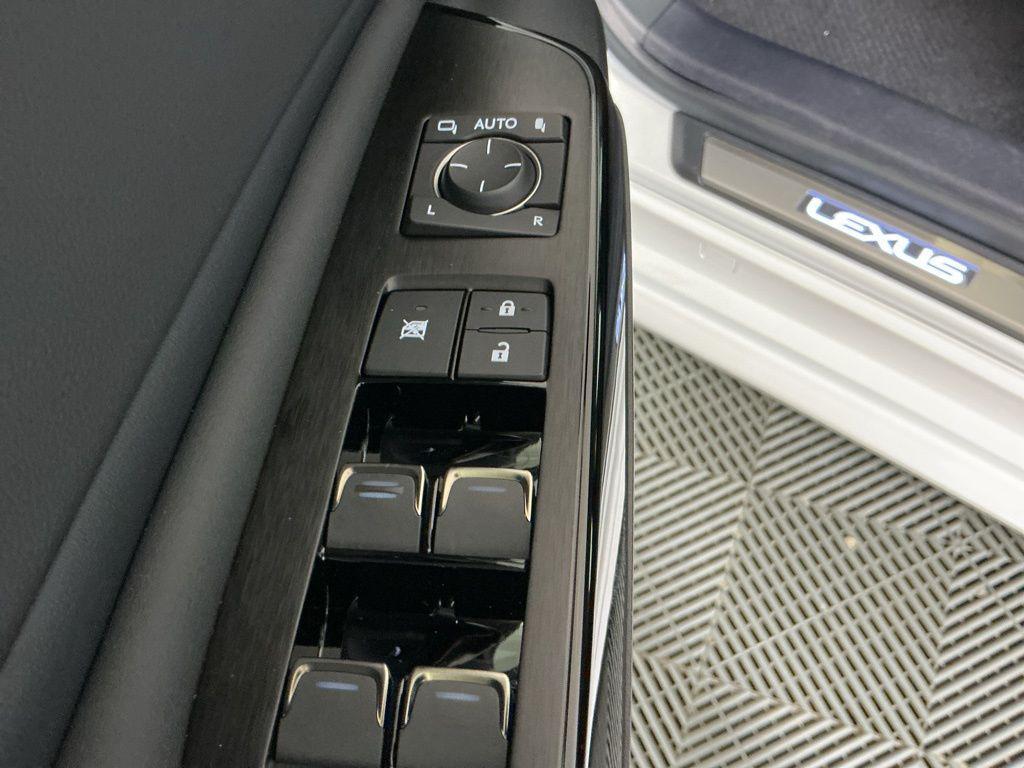 used 2025 Lexus ES 350 car, priced at $48,262