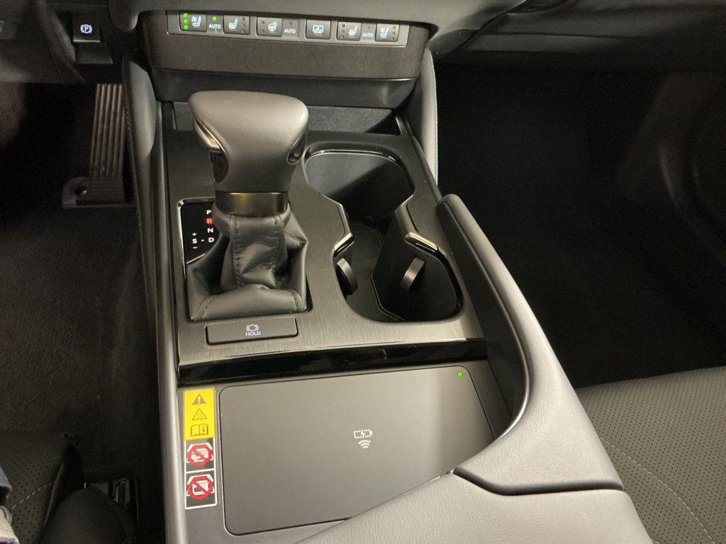 used 2025 Lexus ES 350 car, priced at $48,262