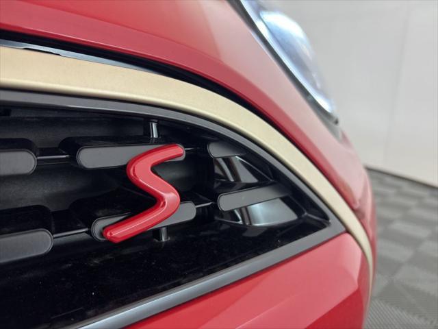 new 2025 MINI Hardtop car, priced at $38,810