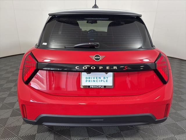 new 2025 MINI Hardtop car, priced at $38,810