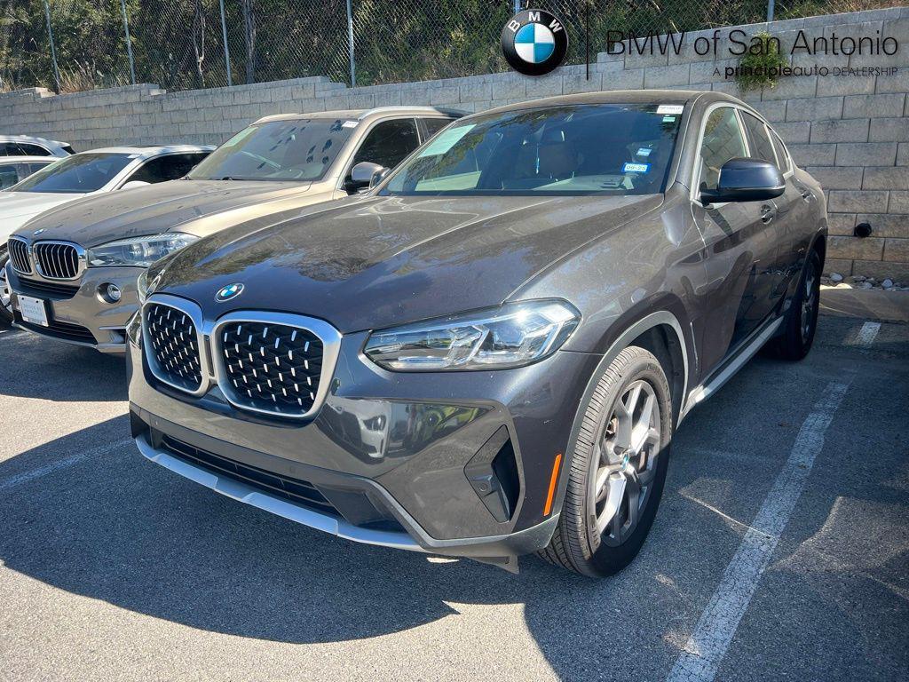 used 2023 BMW X4 car