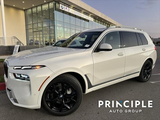 new 2025 BMW X7 car, priced at $90,025