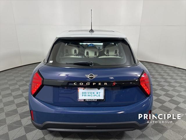 new 2025 MINI Hardtop car, priced at $39,455