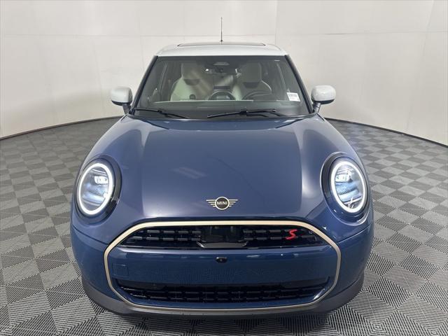new 2025 MINI Hardtop car, priced at $39,455