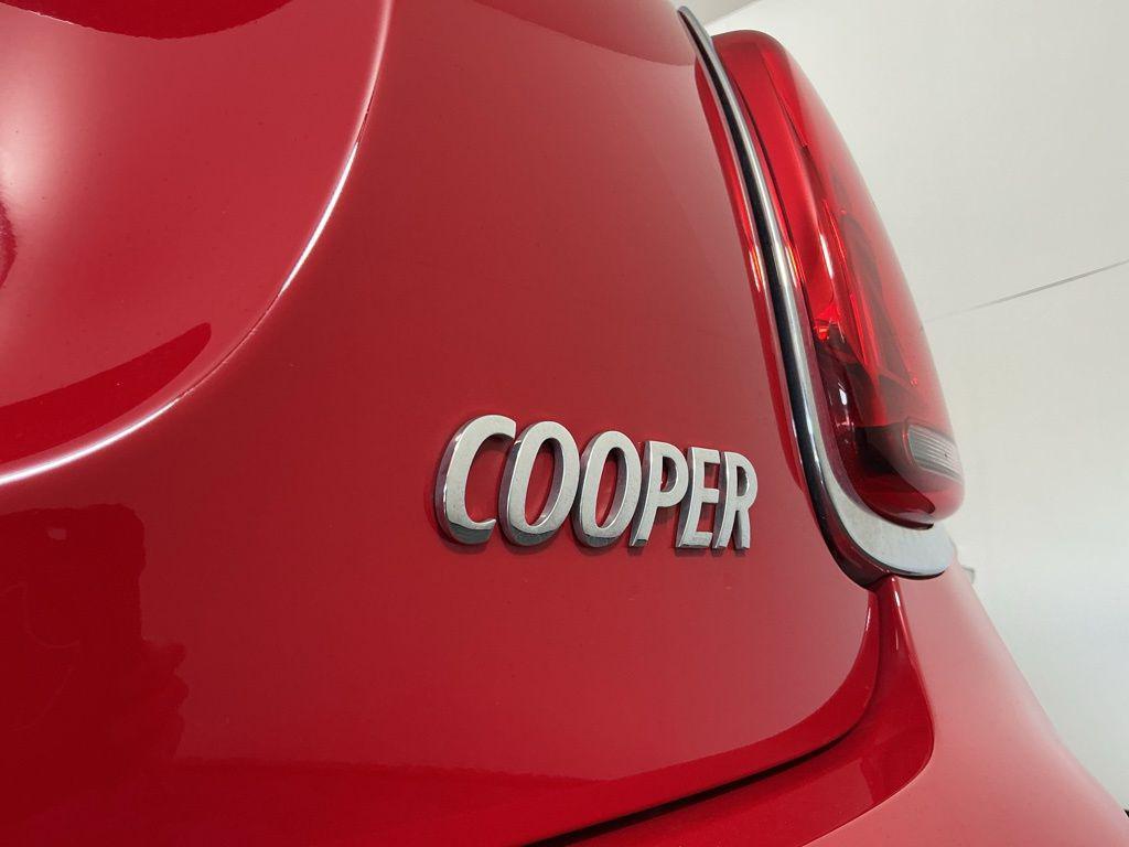 used 2024 MINI Hardtop car, priced at $26,562