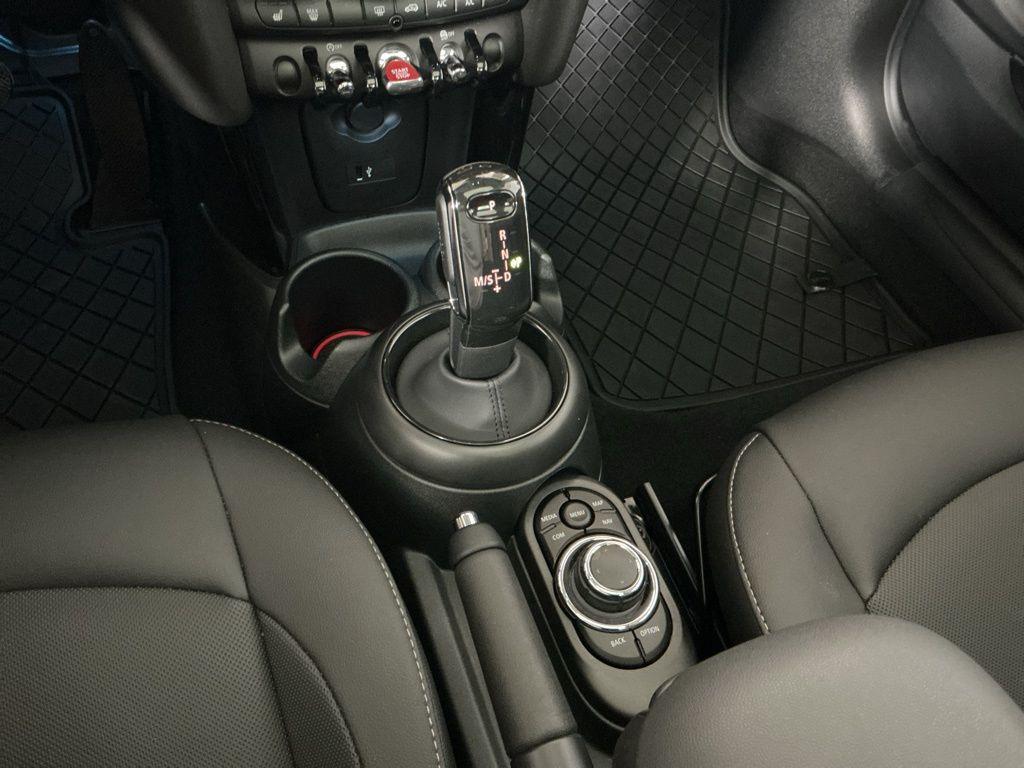 used 2024 MINI Hardtop car, priced at $26,562