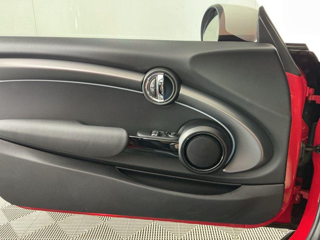 used 2024 MINI Hardtop car, priced at $26,562