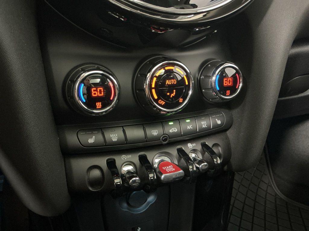 used 2024 MINI Hardtop car, priced at $26,562