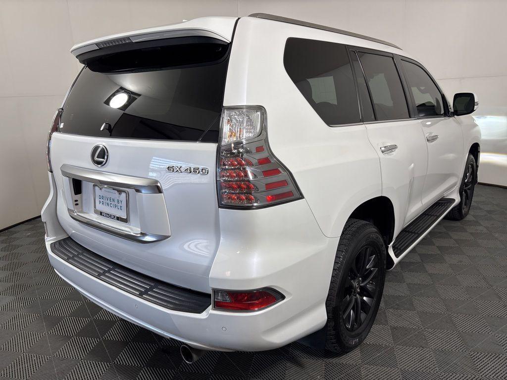 used 2022 Lexus GX 460 car, priced at $43,062