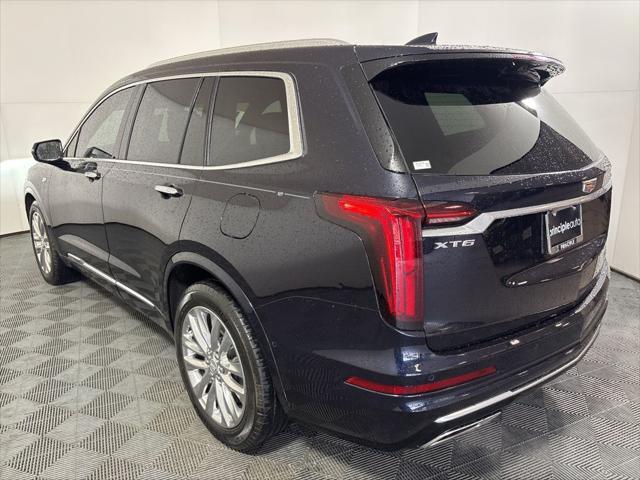 used 2022 Cadillac XT6 car, priced at $37,462