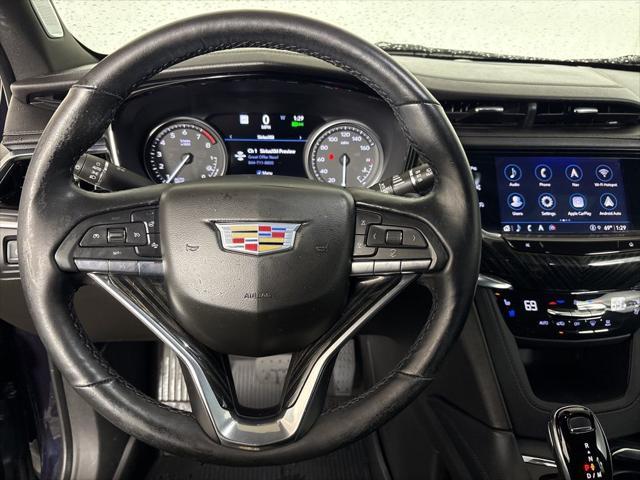 used 2022 Cadillac XT6 car, priced at $37,462