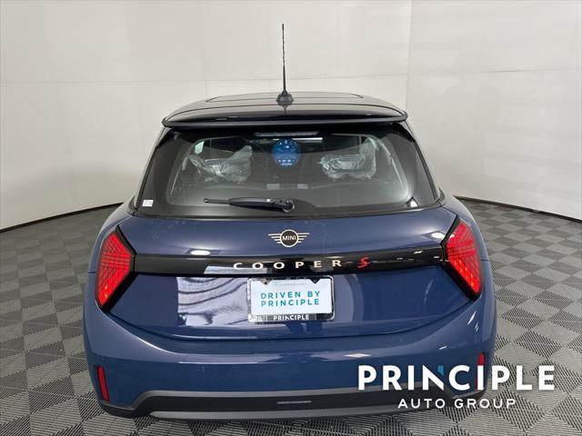 new 2025 MINI Hardtop car, priced at $36,055