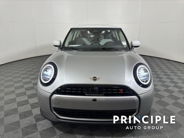 new 2025 MINI Hardtop car, priced at $37,295