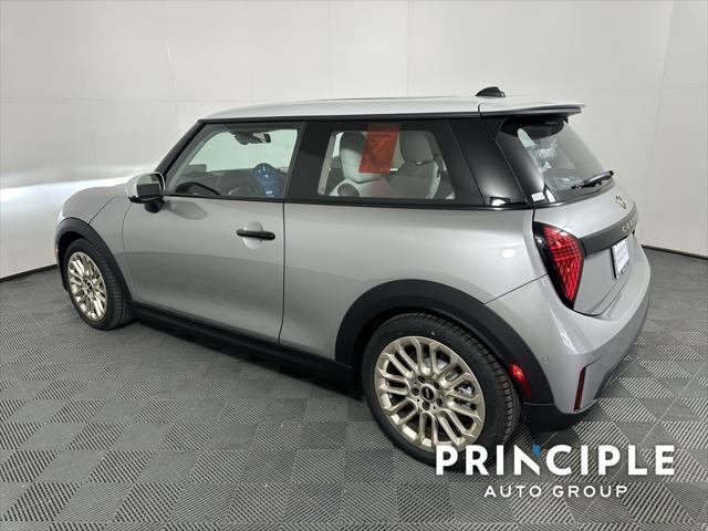 new 2025 MINI Hardtop car, priced at $37,295