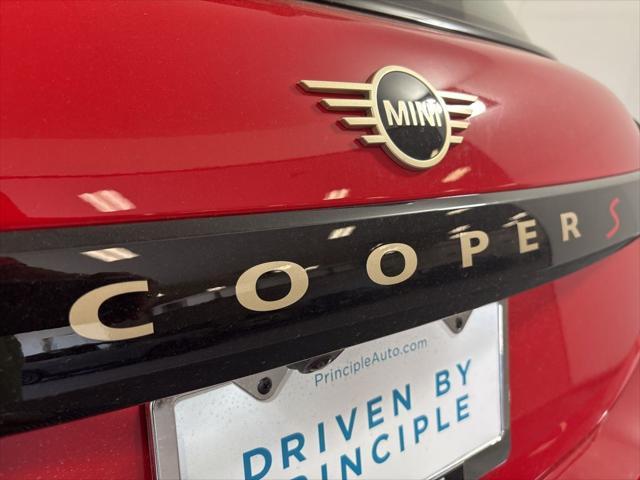 new 2025 MINI Hardtop car, priced at $38,810