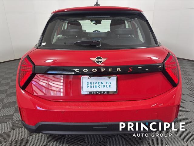 new 2025 MINI Hardtop car, priced at $38,810