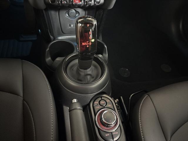 used 2024 MINI Hardtop car, priced at $29,080