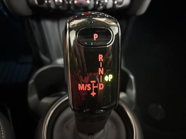 used 2024 MINI Hardtop car, priced at $29,080