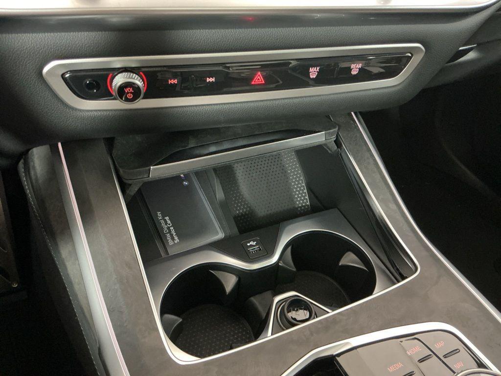 new 2026 BMW X7 car, priced at $97,925