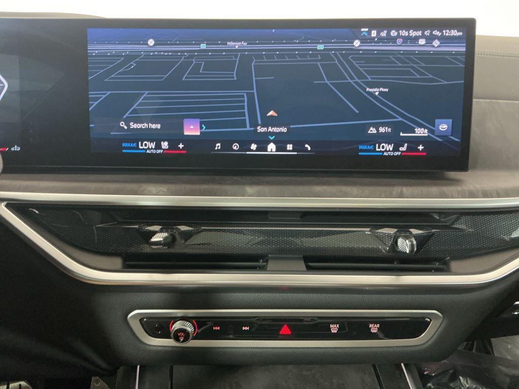 new 2026 BMW X7 car, priced at $97,925