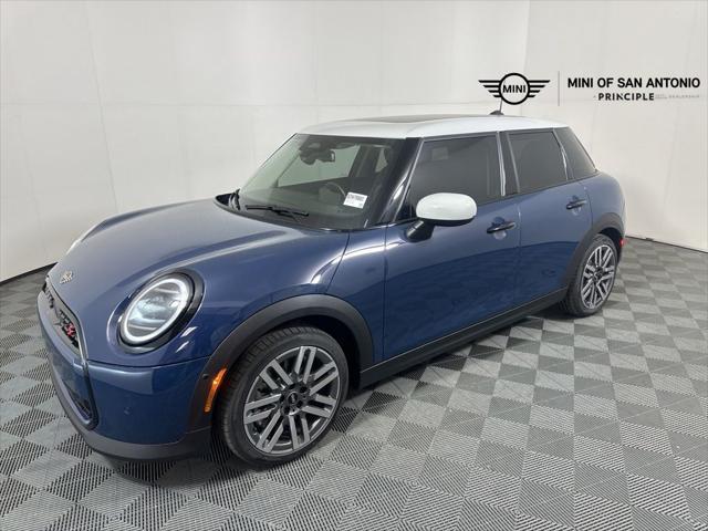 new 2025 MINI Hardtop car, priced at $37,055