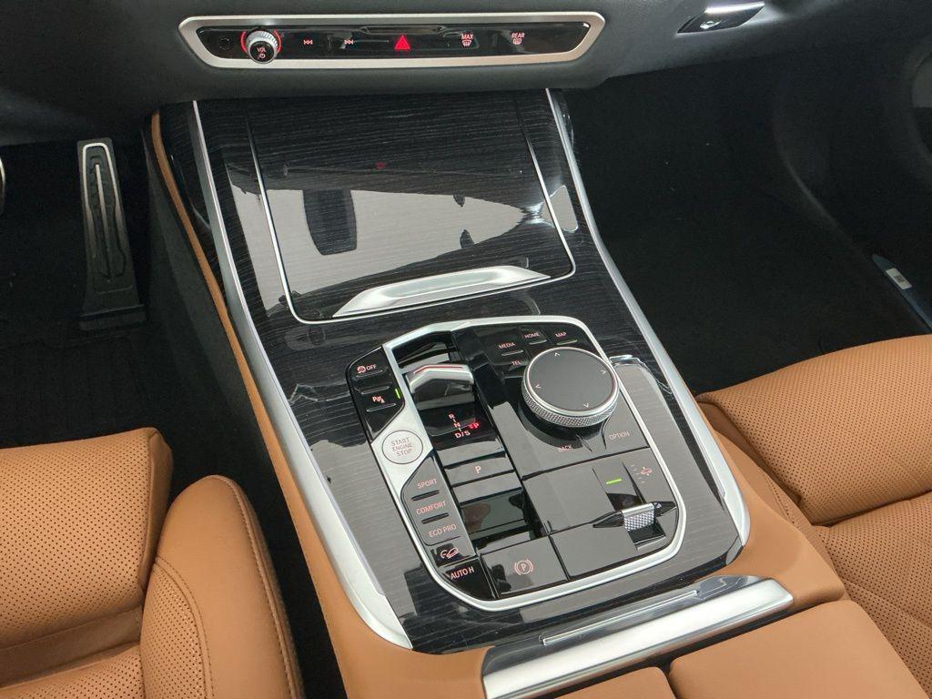 new 2026 BMW X7 car, priced at $96,675