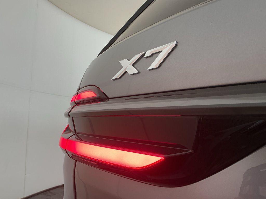 new 2026 BMW X7 car, priced at $96,675