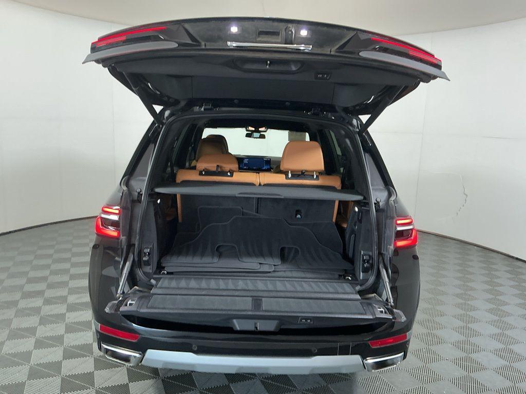 used 2024 BMW X7 car, priced at $72,162