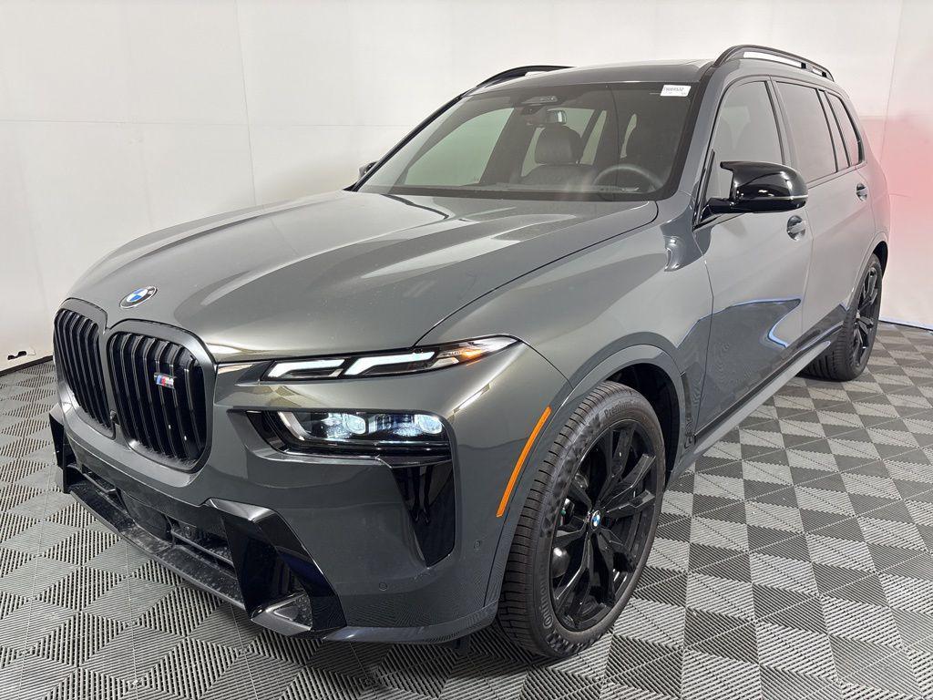 new 2026 BMW X7 car, priced at $127,365