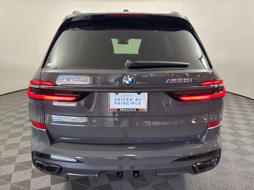 new 2026 BMW X7 car, priced at $127,365
