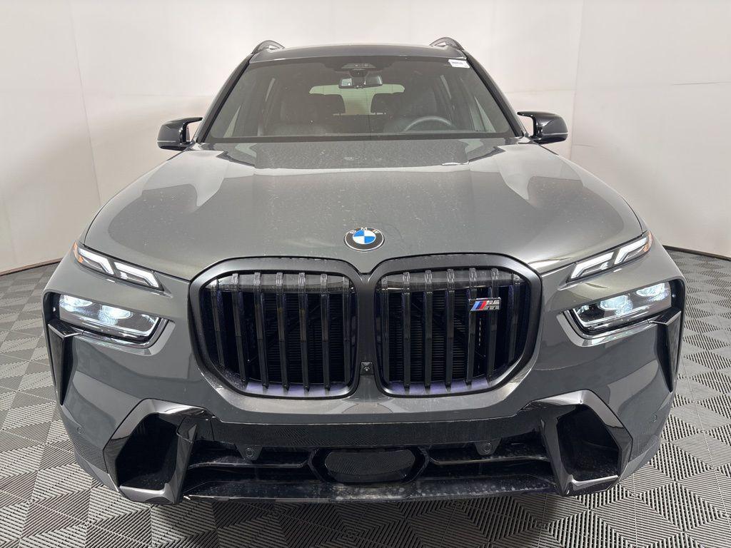 new 2026 BMW X7 car, priced at $127,365