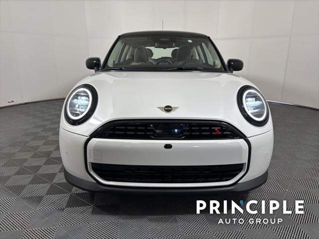new 2025 MINI Hardtop car, priced at $37,475