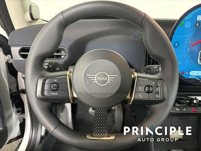 new 2025 MINI Hardtop car, priced at $37,475