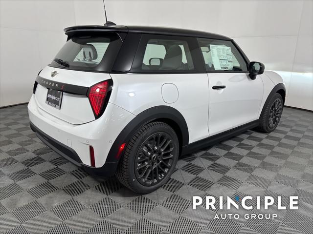 new 2025 MINI Hardtop car, priced at $37,475