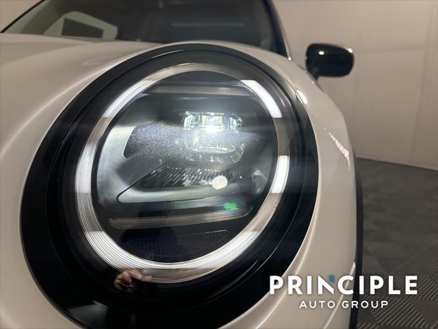 new 2025 MINI Hardtop car, priced at $37,475