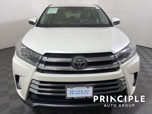 used 2017 Toyota Highlander car, priced at $22,462